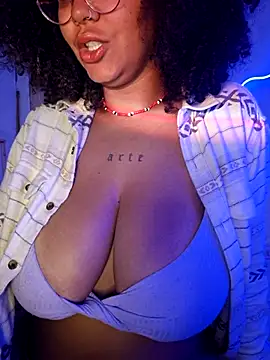 Snapshot of afrodeusa chatting on November 2025 11:31:02 AM afrodeusa online show from November 2025 11:31:02 AM