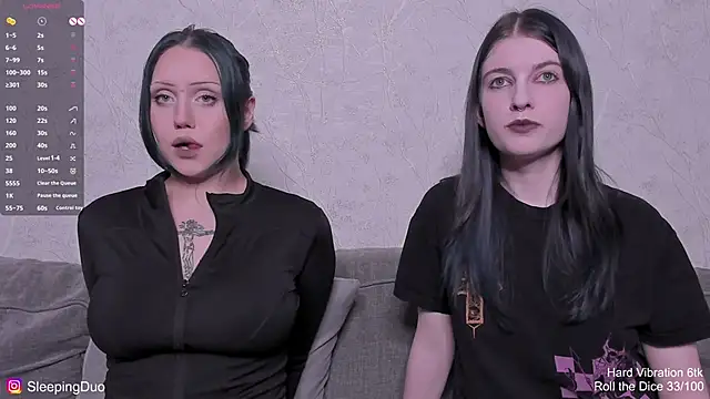 Snapshot of Threesomebabes chatting on March 2026 08:20:02 PM Threesomebabes online show from March 2026 08:20:02 PM