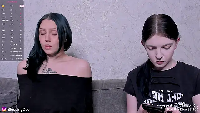 Snapshot of Threesomebabes chatting on April 2026 01:34:01 PM Threesomebabes online show from April 2026 01:34:01 PM