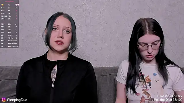 Snapshot of Threesomebabes chatting on April 2026 05:29:01 PM Threesomebabes online show from April 2026 05:29:01 PM