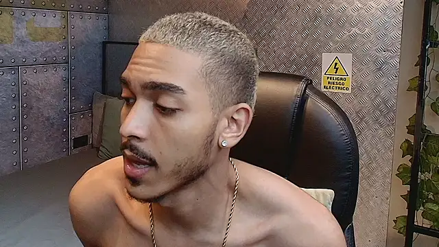 MarcusRain  online show from February 2026 08:10:02 PM