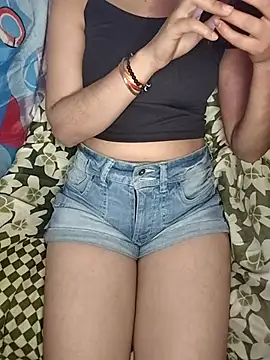 Snapshot of Laila_Pahadi chatting on November 2025 10:36:01 AM Laila Pahadi online show from November 2025 10:36:01 AM