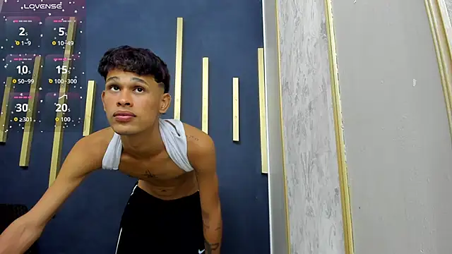 Snapshot of Just_D4v7 chatting on October 2025 07:34:01 PM Just D4v7 online show from October 2025 07:34:01 PM