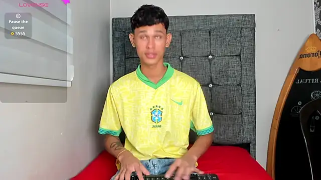 Snapshot of Just_D4v7 chatting on October 2025 07:26:01 PM Just D4v7 online show from October 2025 07:26:01 PM