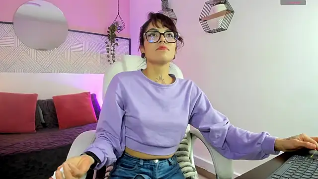 Esmeralda CO online show from October 2025 12:19:02 PM