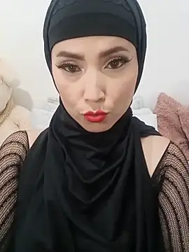 Snapshot of jamila_zair chatting on May 2026 02:14:01 PM jamila zair online show from May 2026 02:14:01 PM