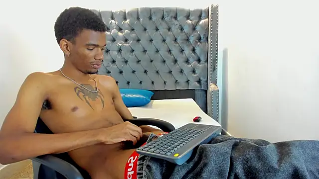 nero reyd online show from February 2026 07:30:02 PM