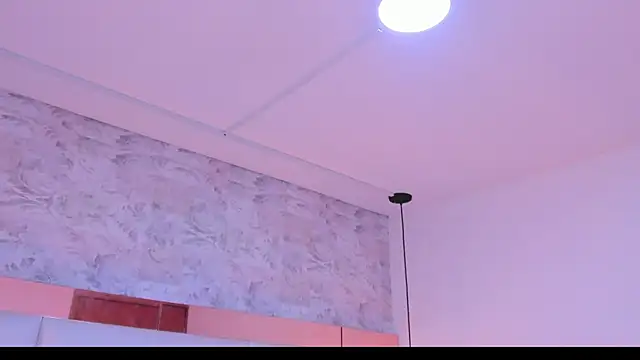 Snapshot of Salome_Smitth_1 chatting on April 2026 09:18:02 PM Salome Smitth 1 online show from April 2026 09:18:02 PM