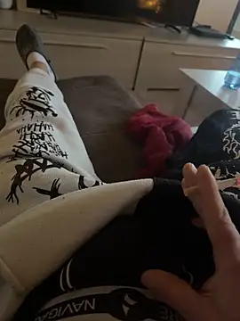 maialexte online show from December 2025 07:37:01 AM