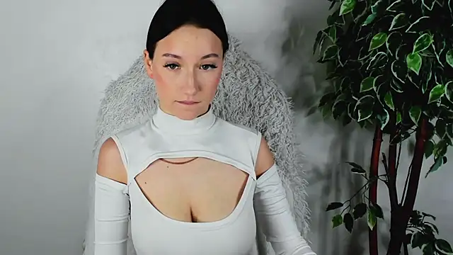 EileenMoores online show from September 2025 05:53:01 AM