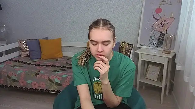 Snapshot of Vel1ka chatting on March 2026 12:17:02 PM Vel1ka online show from March 2026 12:17:02 PM