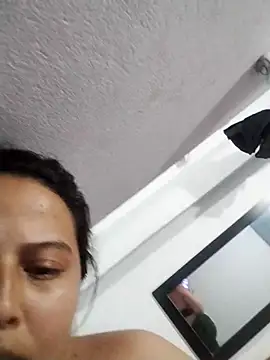 yelezia online show from October 2025 12:38:01 AM