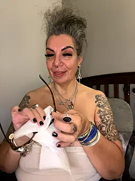 dieseldame1313 online show from November 2025 09:54:02 AM