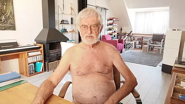 ewaldwillems99 online show from July 2026 03:38:01 PM