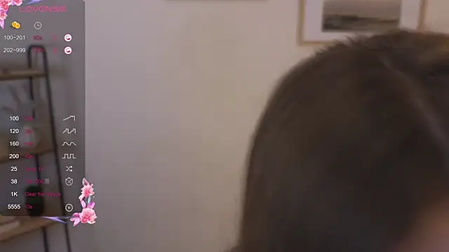 Snapshot of Bonnie_Nunez chatting on October 2025 10:21:02 PM Bonnie Nunez online show from October 2025 10:21:02 PM