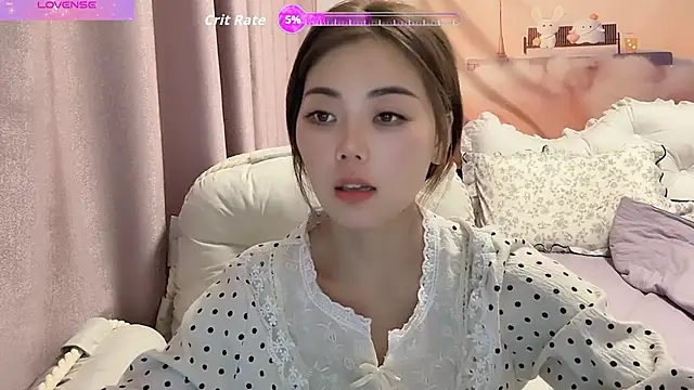Snapshot of bao-bao- chatting on July 2026 05:15:02 PM bao-bao- online show from July 2026 05:15:02 PM