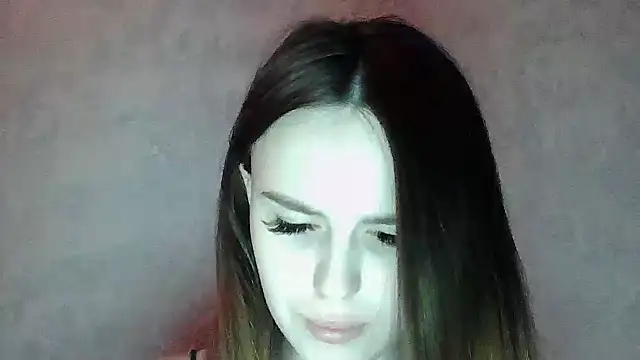 SweetLoraa online show from March 2026 07:25:01 PM