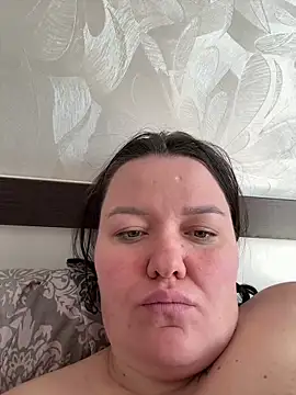 SunnyLeila2101 online show from April 2026 10:21:02 AM