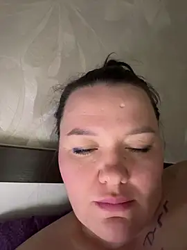 SunnyLeila2101 online show from April 2026 08:20:02 PM