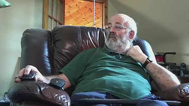 janzer13 online show from November 2025 02:09:01 PM