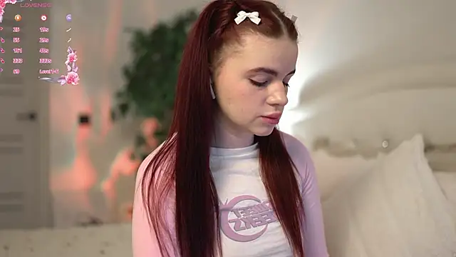 Snapshot of ambershoney chatting on April 2026 06:05:02 PM ambershoney online show from April 2026 06:05:02 PM