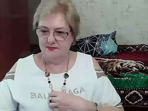 Snapshot of Renata62011 chatting on June 2026 12:42:02 PM Renata62011 online show from June 2026 12:42:02 PM