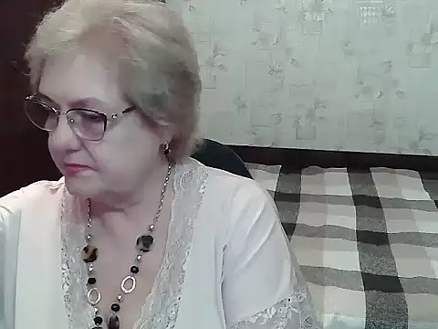 Snapshot of Renata62011 chatting on June 2026 05:36:01 PM Renata62011 online show from June 2026 05:36:01 PM