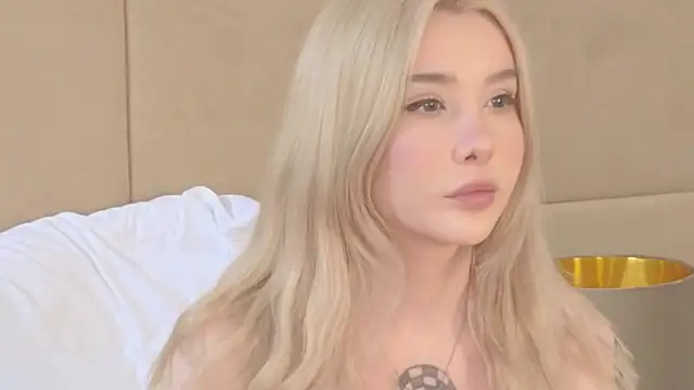 Snapshot of Nesolla chatting on July 2026 11:08:02 AM Nesolla online show from July 2026 11:08:02 AM
