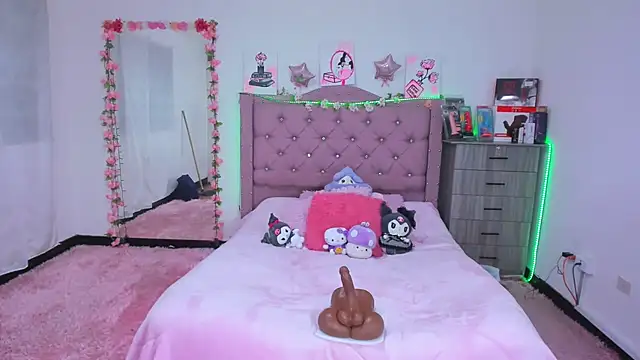 Snapshot of Gabi_Jhons_23 chatting on September 2025 12:04:02 PM Gabi Jhons 23 online show from September 2025 12:04:02 PM