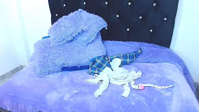 Snapshot of Gabi_Jhons_23 chatting on November 2025 10:27:01 AM Gabi Jhons 23 online show from November 2025 10:27:01 AM