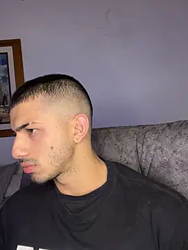 ArturoCardona  online show from October 2025 01:37:02 AM