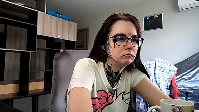 HighelikeGirl online show from September 2025 07:23:01 AM