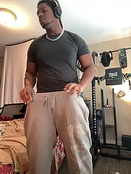 Snapshot of KeYBuMp323 chatting on March 2026 04:24:02 PM KeYBuMp323 online show from March 2026 04:24:02 PM