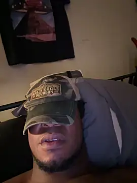 Snapshot of KeYBuMp323 chatting on April 2026 05:27:01 AM KeYBuMp323 online show from April 2026 05:27:01 AM