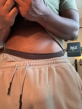 Snapshot of KeYBuMp323 chatting on April 2026 04:01:01 PM KeYBuMp323 online show from April 2026 04:01:01 PM