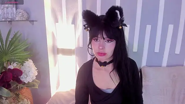 Snapshot of Dita_von2 chatting on November 2025 11:31:01 AM Dita von2 online show from November 2025 11:31:01 AM