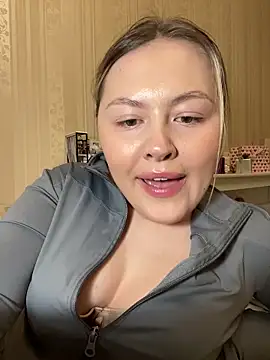 SunshineEmma online show from February 2026 01:43:01 AM