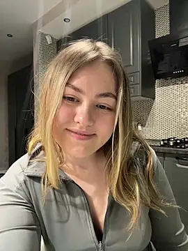 SunshineEmma online show from March 2026 11:21:02 PM