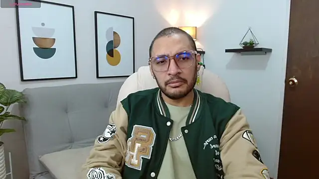   Damian    online show from October 2025 11:50:01 PM