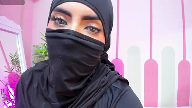 Snapshot of Jasmin_hamdan chatting on June 2026 05:17:01 PM Jasmin hamdan online show from June 2026 05:17:01 PM