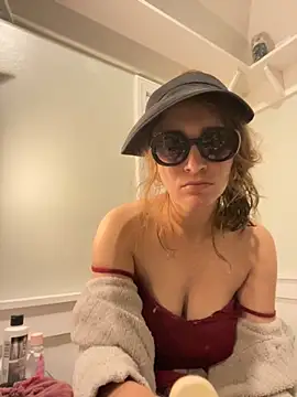 Lilamelon online show from September 2025 06:39:02 AM