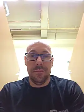 Snapshot of frenchy_stud chatting on June 2026 10:35:02 AM frenchy stud online show from June 2026 10:35:02 AM