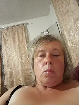 Snapshot of Catherine372311 chatting on September 2025 07:46:02 PM Catherine372311 online show from September 2025 07:46:02 PM