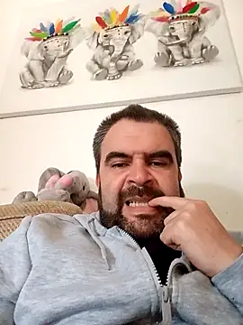 Snapshot of HairypapaK chatting on April 2026 12:18:01 PM HairypapaK online show from April 2026 12:18:01 PM