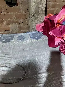 POOJACOUPLE online show from November 2025 07:08:02 PM