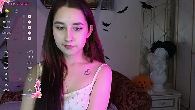 Snapshot of Eva_Maller chatting on November 2025 11:45:01 AM Eva Maller online show from November 2025 11:45:01 AM