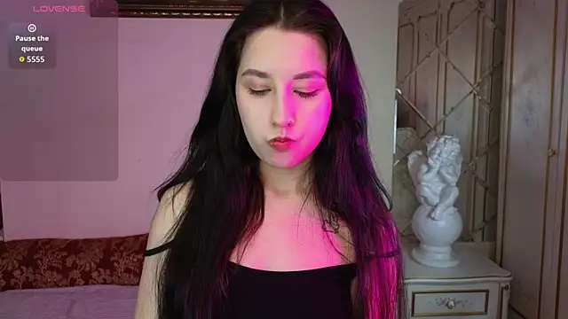 Snapshot of Eva_Maller chatting on December 2025 04:31:02 AM Eva Maller online show from December 2025 04:31:02 AM