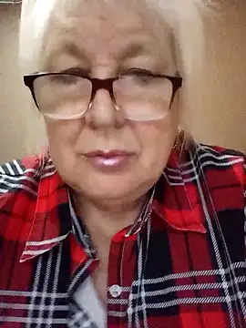 Alexia64231 online show from November 2025 04:04:01 AM