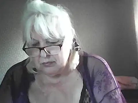 Snapshot of Alexia64231 chatting on May 2026 03:13:01 AM Alexia64231 online show from May 2026 03:13:01 AM