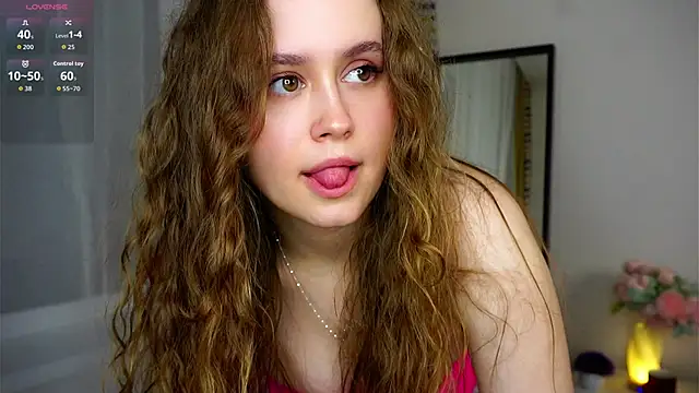 SusannaScholler online show from November 2025 07:49:02 PM